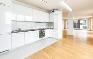 Apartment for rent, 5+kk - 4 bedrooms, 185m<sup>2</sup>