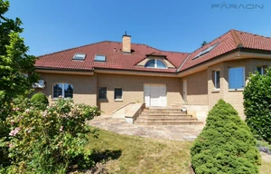 Family house for rent, 725m<sup>2</sup>, 2737m<sup>2</sup> of land