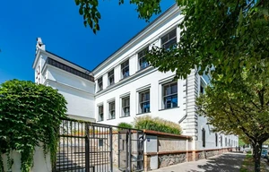 Apartment for rent, 3+kk - 2 bedrooms, 146m<sup>2</sup>