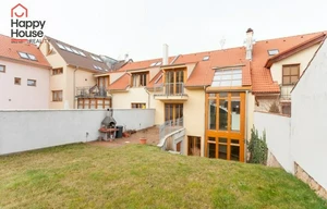 Family house for rent, 290m<sup>2</sup>, 550m<sup>2</sup> of land
