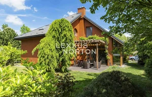 Family house for sale, 256m<sup>2</sup>, 1194m<sup>2</sup> of land