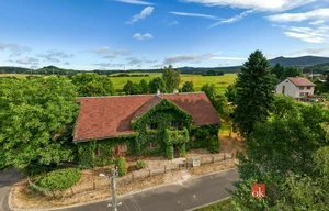 Family house for sale, 302m<sup>2</sup>, 1335m<sup>2</sup> of land