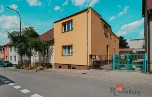 Family house for sale, 165m<sup>2</sup>, 190m<sup>2</sup> of land