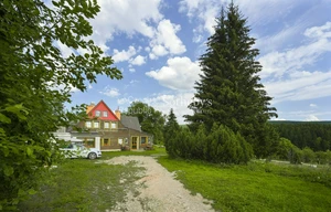 Country house for sale, 380m<sup>2</sup>, 600m<sup>2</sup> of land