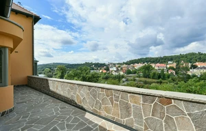 Family house for sale, 308m<sup>2</sup>, 1056m<sup>2</sup> of land