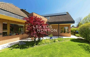 Family house for sale, 343m<sup>2</sup>, 2363m<sup>2</sup> of land