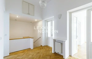 Apartment for rent, 5+1 - 4 bedrooms, 240m<sup>2</sup>