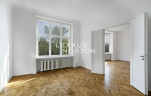 Apartment for rent, 5+1 - 4 bedrooms, 240m<sup>2</sup>