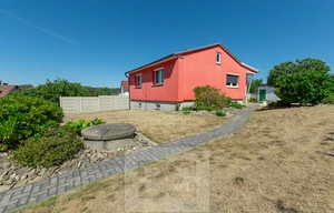 Family house for rent, 70m<sup>2</sup>, 643m<sup>2</sup> of land