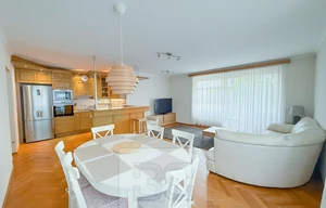 Apartment for rent, 5+kk - 4 bedrooms, 130m<sup>2</sup>