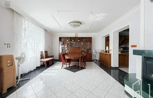 Family house for rent, 170m<sup>2</sup>, 210m<sup>2</sup> of land