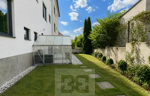 Villa for rent, 362m<sup>2</sup>, 180m<sup>2</sup> of land