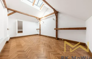 Apartment for rent, 4+1 - 3 bedrooms, 195m<sup>2</sup>