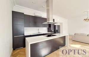 Apartment for rent, 5+kk - 4 bedrooms, 172m<sup>2</sup>
