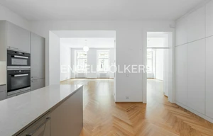 Apartment for rent, 2+kk - 1 bedroom, 77m<sup>2</sup>