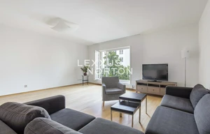 Apartment for rent, 4+kk - 3 bedrooms, 130m<sup>2</sup>