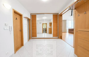 Apartment for rent, 3+kk - 2 bedrooms, 100m<sup>2</sup>