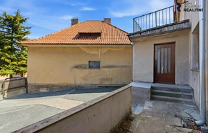 Family house for sale, 206m<sup>2</sup>, 284m<sup>2</sup> of land