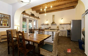 Family house for sale, 400m<sup>2</sup>, 1214m<sup>2</sup> of land
