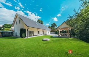 Family house for sale, 180m<sup>2</sup>, 486m<sup>2</sup> of land