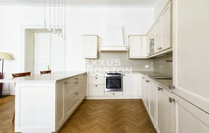 Apartment for sale, 4+kk - 3 bedrooms, 130m<sup>2</sup>