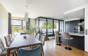 Apartment for sale, 5+1 - 4 bedrooms, 240m<sup>2</sup>