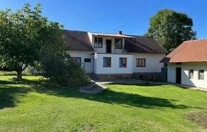 Family house for sale, 184m<sup>2</sup>, 1210m<sup>2</sup> of land