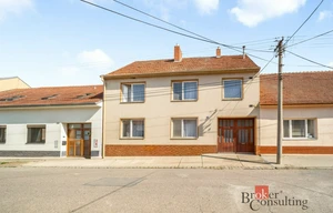 Family house for sale, 220m<sup>2</sup>, 493m<sup>2</sup> of land