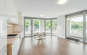 Apartment for rent, 4+kk - 3 bedrooms, 104m<sup>2</sup>