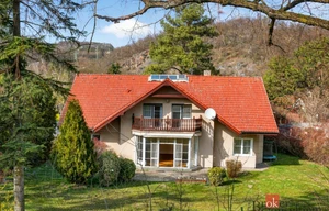 Family house for sale, 258m<sup>2</sup>, 1347m<sup>2</sup> of land