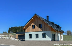Family house for sale, 310m<sup>2</sup>, 1687m<sup>2</sup> of land