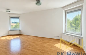 Family house for rent, 336m<sup>2</sup>, 850m<sup>2</sup> of land