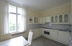 Apartment for rent, 4+1 - 3 bedrooms, 190m<sup>2</sup>