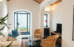 Apartment for rent, 3+1 - 2 bedrooms, 150m<sup>2</sup>