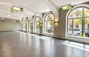 Retail space for rent, 180m<sup>2</sup>