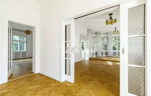 Apartment for sale, 5 bedrooms +, 228m<sup>2</sup>