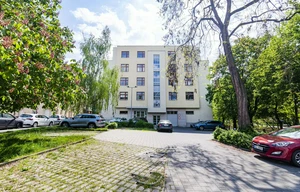 Parking space for rent, 18m<sup>2</sup>
