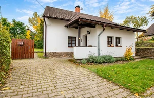 Family house for rent, 107m<sup>2</sup>, 693m<sup>2</sup> of land