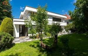 Family house for rent, 240m<sup>2</sup>, 820m<sup>2</sup> of land