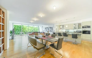 Apartment for rent, 4+kk - 3 bedrooms, 180m<sup>2</sup>