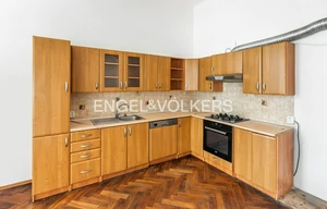 Apartment for rent, 4+kk - 3 bedrooms, 113m<sup>2</sup>