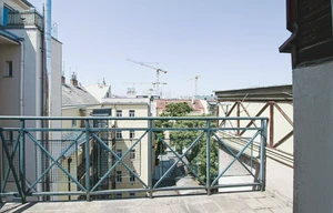 Apartment for rent, 4+1 - 3 bedrooms, 205m<sup>2</sup>