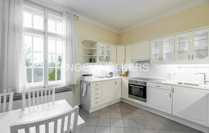 Apartment for rent, 4+1 - 3 bedrooms, 150m<sup>2</sup>