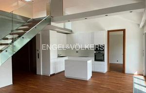 Apartment for rent, 4+kk - 3 bedrooms, 175m<sup>2</sup>