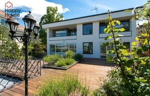 Apartment for rent, 5 bedrooms +, 240m<sup>2</sup>