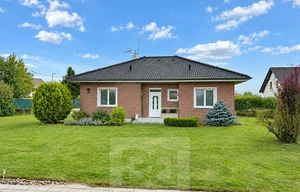 Family house for sale, 102m<sup>2</sup>, 1051m<sup>2</sup> of land