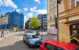 Apartment for rent, 4+kk - 3 bedrooms, 221m<sup>2</sup>