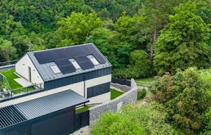 Family house for sale, 304m<sup>2</sup>, 362m<sup>2</sup> of land