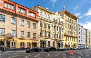 Apartment building for sale, 999m<sup>2</sup>