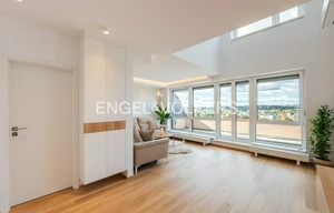 Apartment for rent, 4+kk - 3 bedrooms, 131m<sup>2</sup>